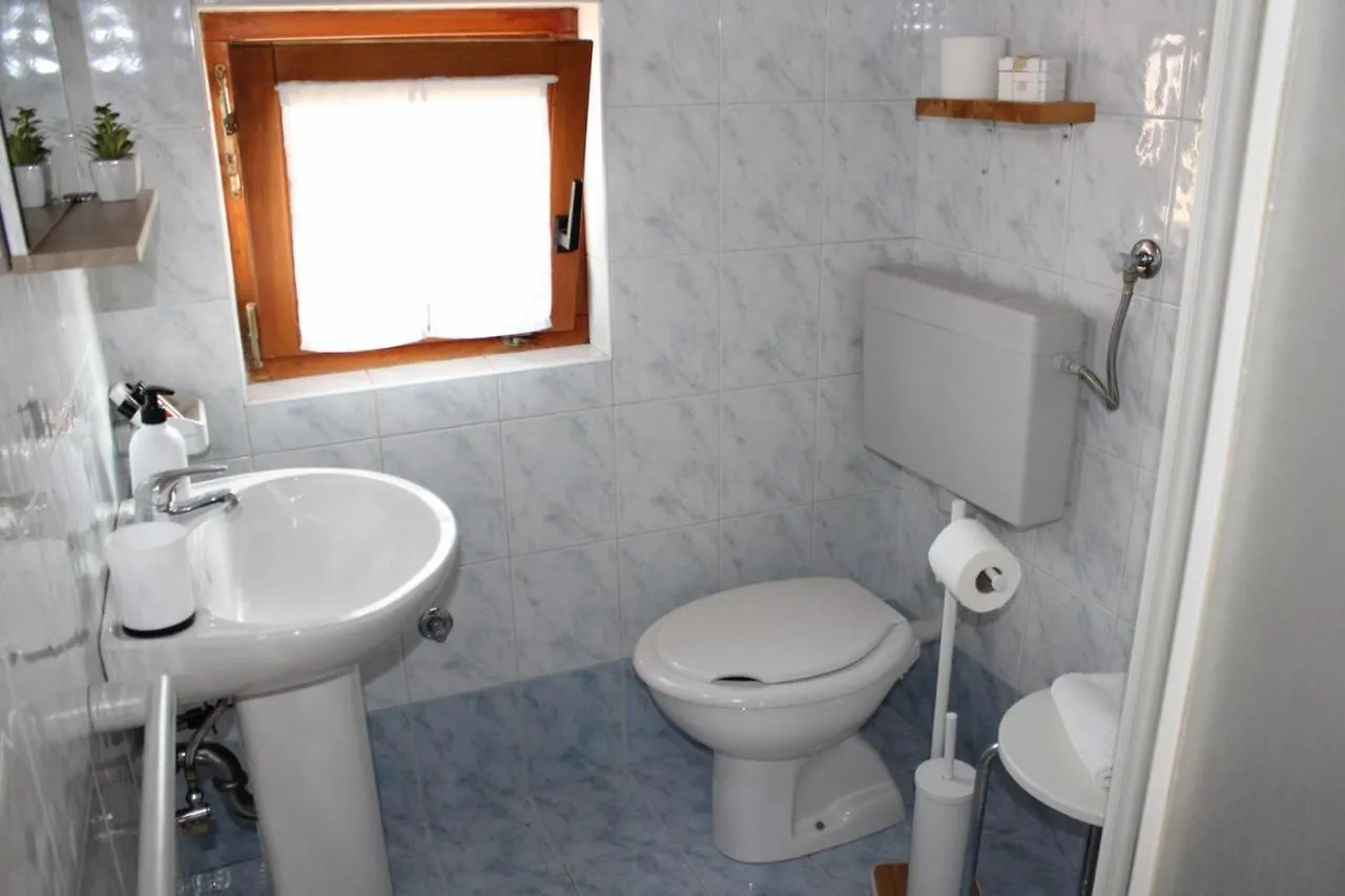 Lily'S Lovely Apartments Fazana Croatia