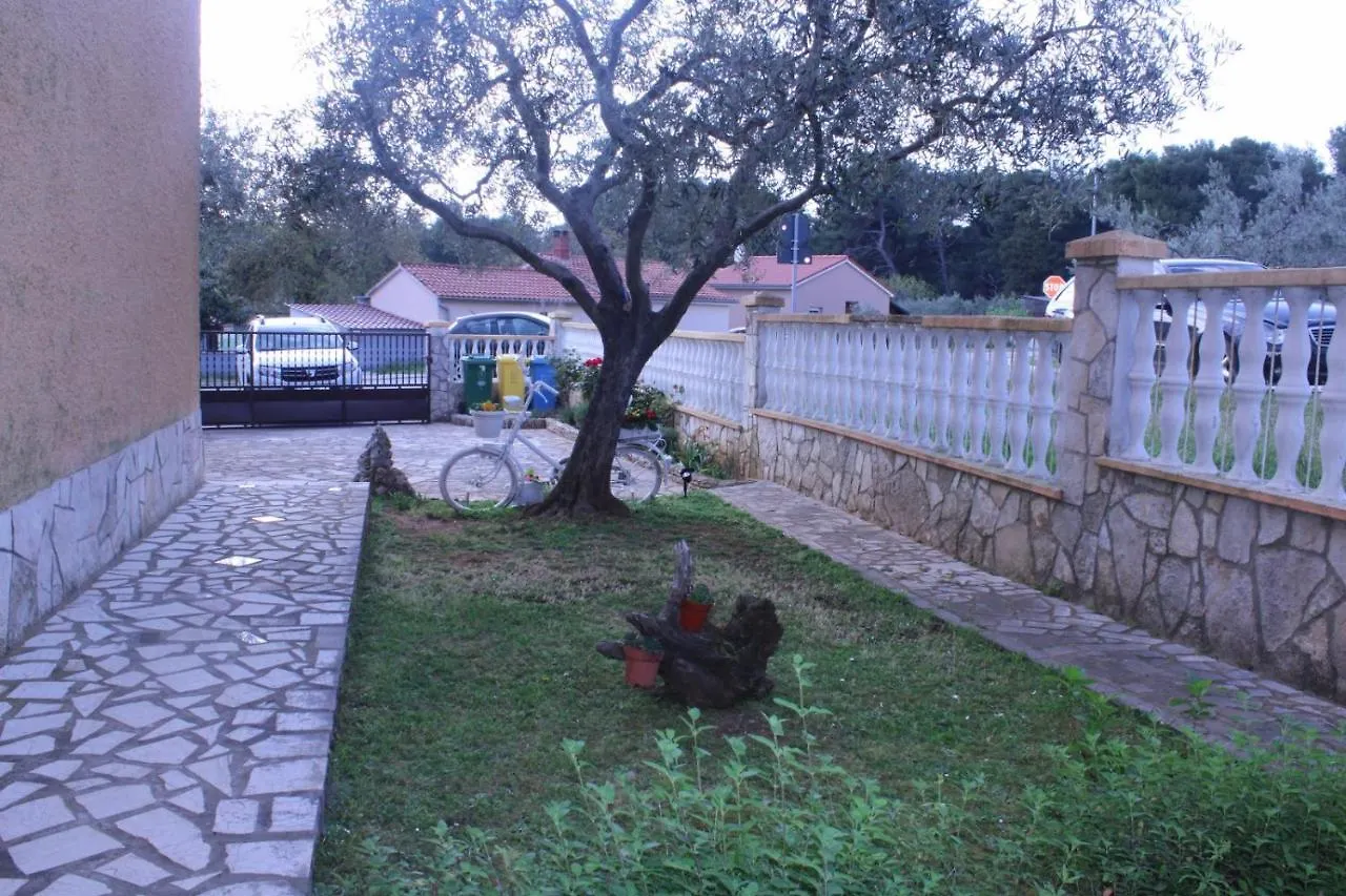 Lily'S Lovely Apartments Fazana
