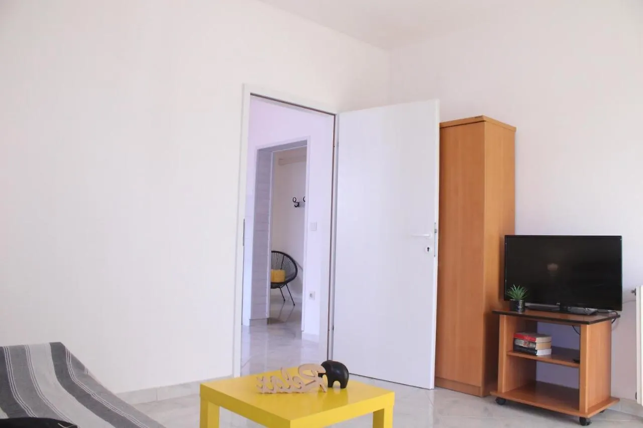 Lily'S Lovely Apartments Fazana Croatia