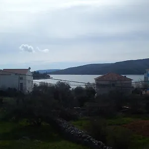 apartments-gordana.hotels-in-trogir.com/